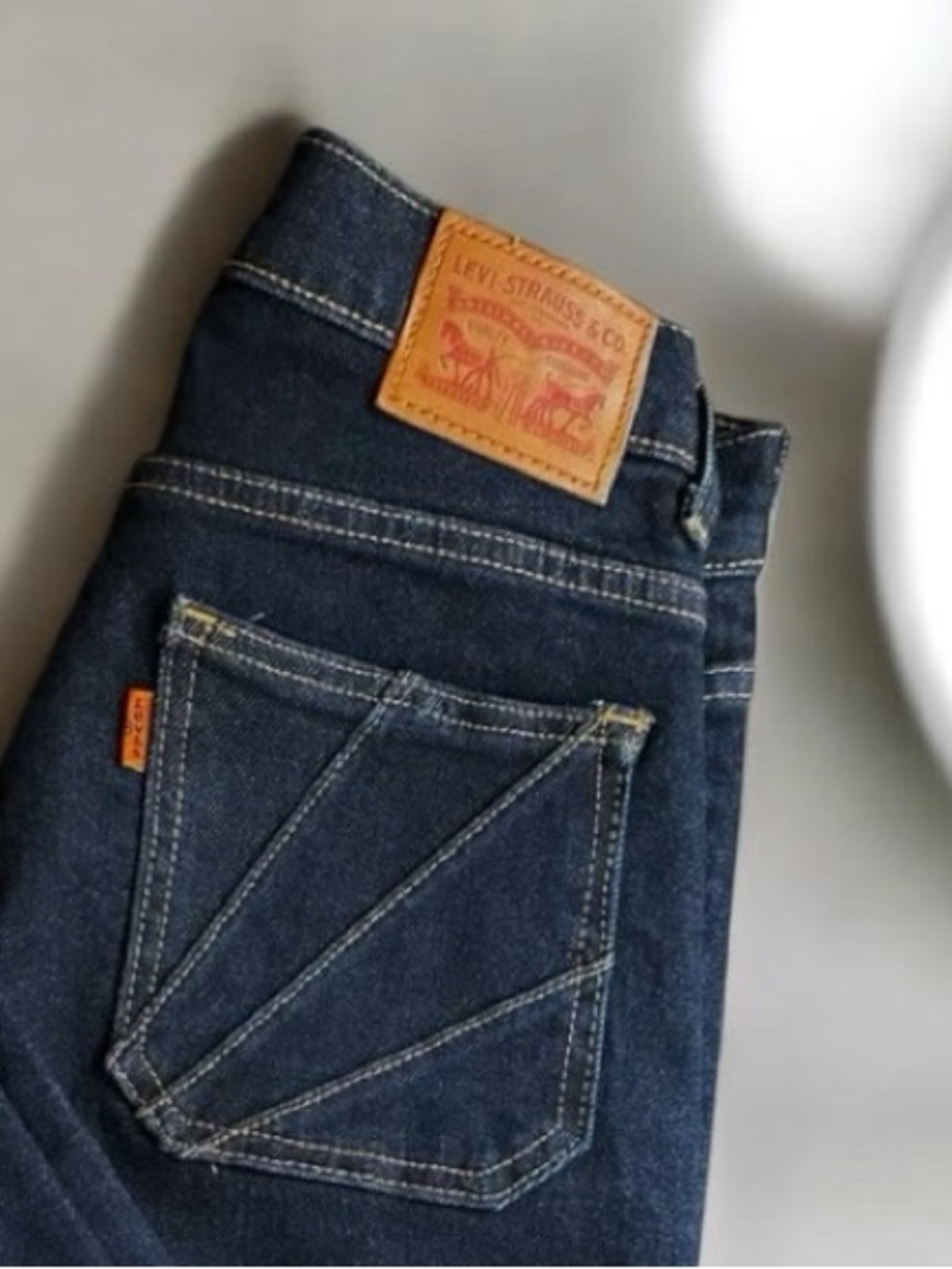 Levi's Women's Slim Straight Indigo Denim Jeans with Leather Patch